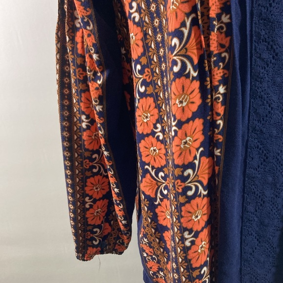 Matilda Jane Top/Blouse Women Size S Orange Floral w Navy inserts Elastic Sleeve - Picture 4 of 10